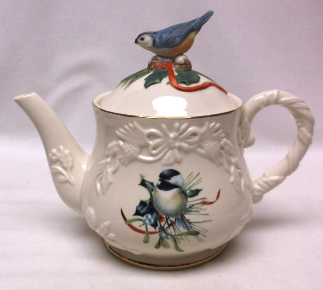 Beautiful Lenox Winter Greetings Teapot with Blue Bird