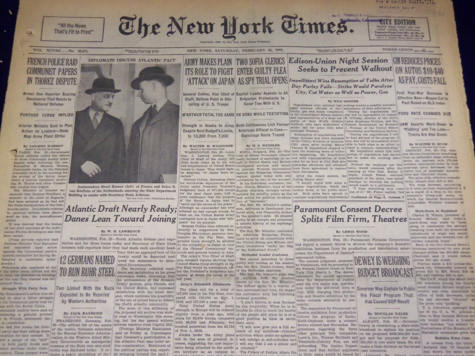 1949 FEBRUARY 26 NEW YORK TIMES - PARAMOUNT SPLITS FILM, THREATRES - NT 2995