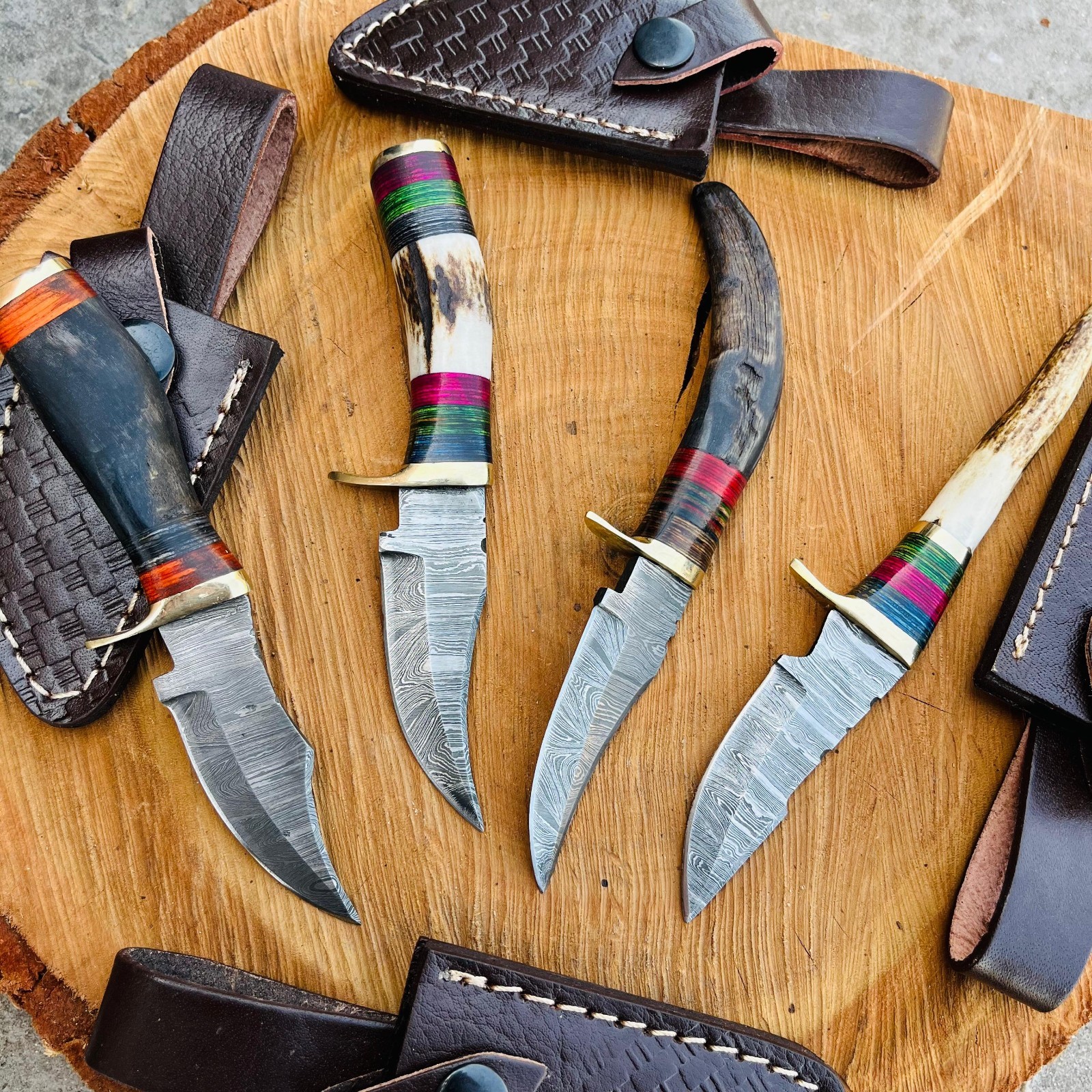 RL-03 Lot of 4 Damascus Steel Hunting/skinner knives Stag and Ram Horn Handle