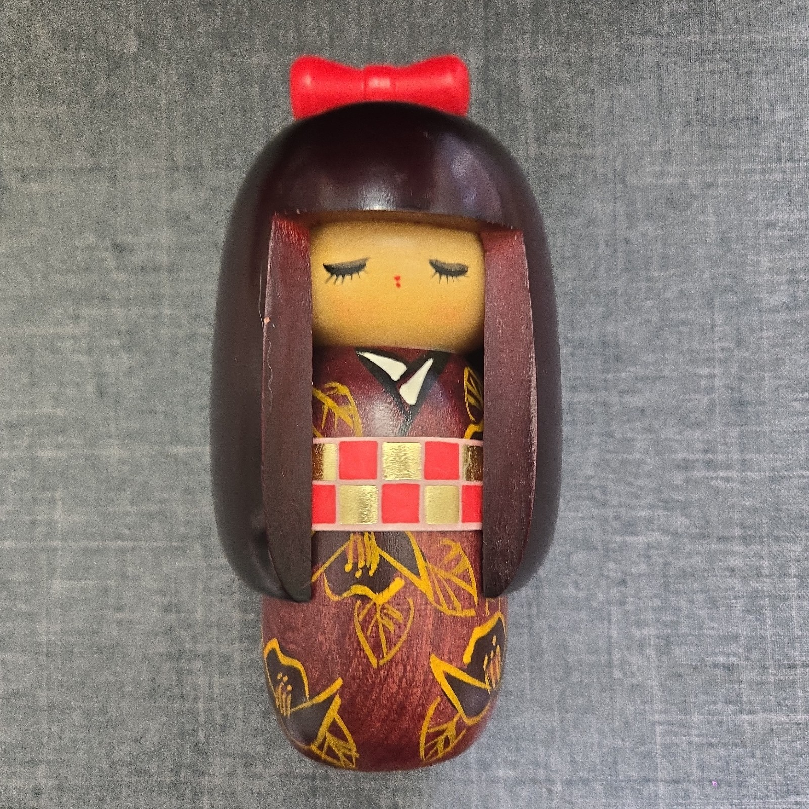 Japanese Wooden Kokeshi By Miyashita with Flowers, Chekered Obi  & Red Bow 5.5\