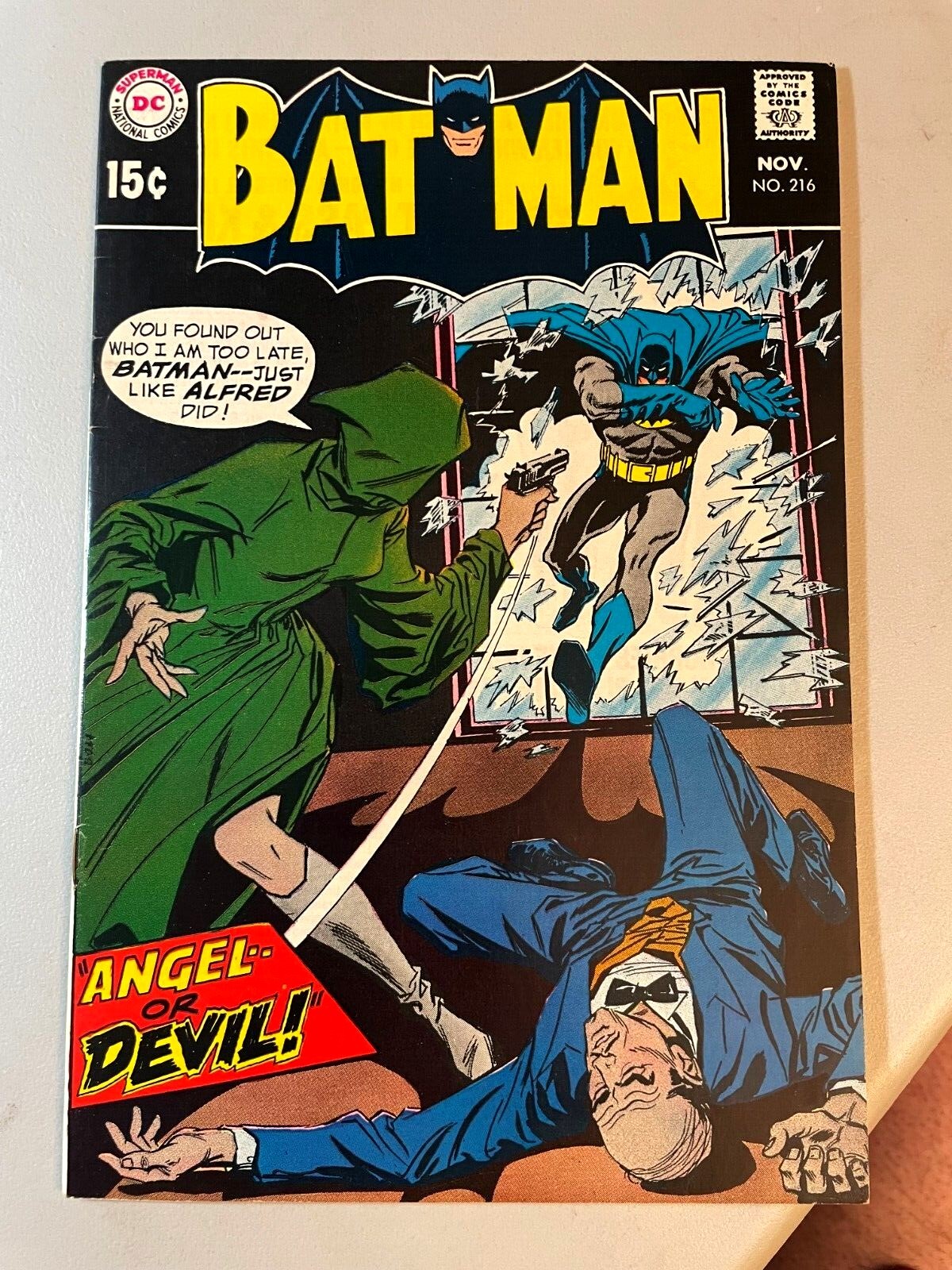 BATMAN #216 / VF / NICE PAGES / 1969 /  ALFRED\'S LAST NAME CHANGED TO PENNYWORTH