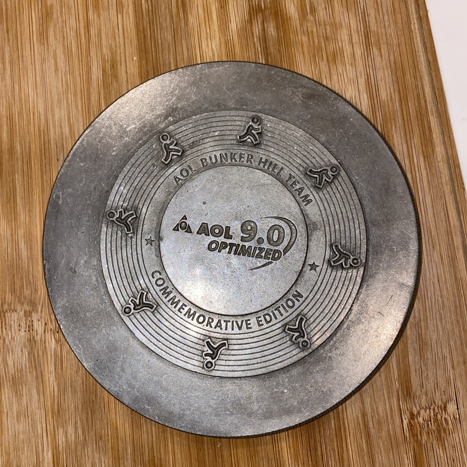 RARE Vintage AOL 9.0 Optimized CD Bunker Hill Team Commemorative GM Metal Case
