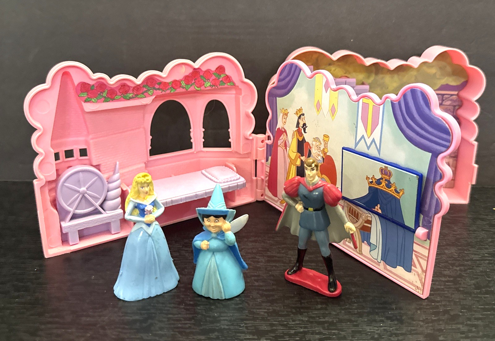 Vintage 1992 Disney Sleeping Beauty Once Upon A Time Playset W/ Figures Complete