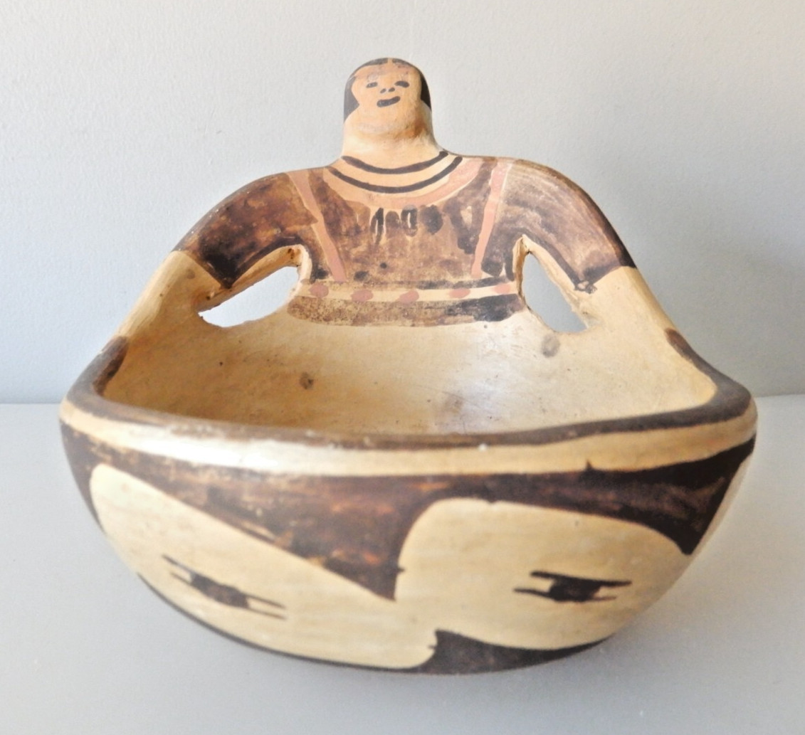 Antique 1930s Hopi Pottery Figural Dish 4 1/4
