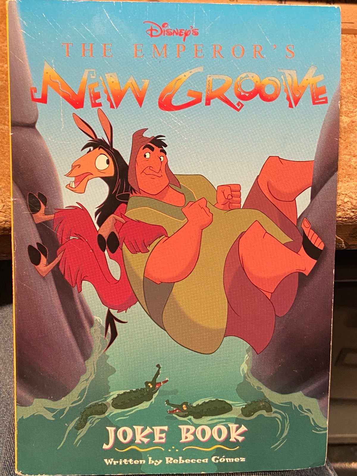 Disney\'s The Emperor\'s New Groove Joke Book *Pre-Owned* n2