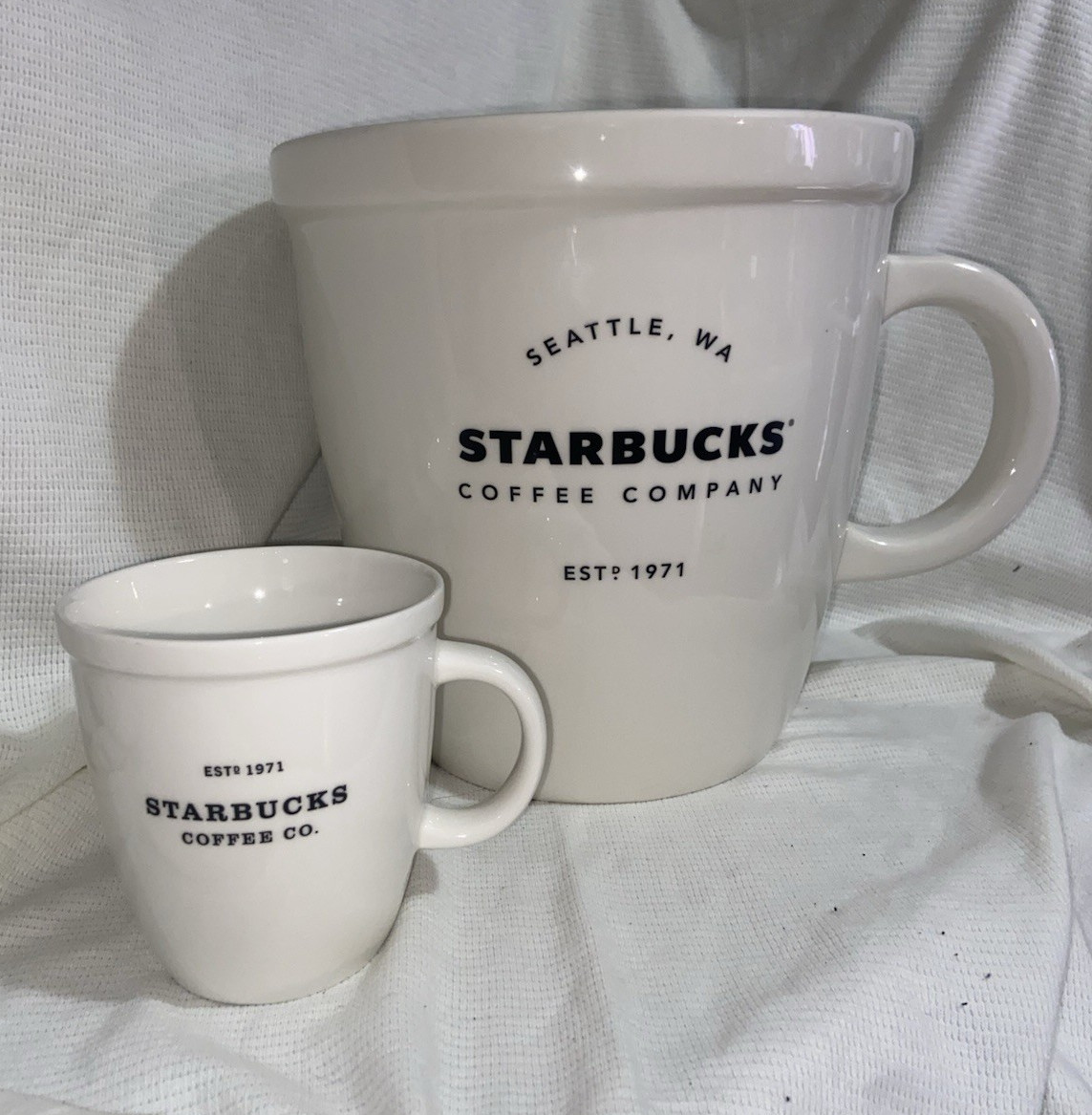 Starbucks giant 3 gallon mug & Small matching mug .Seattle, WA Est. 1971 (43)