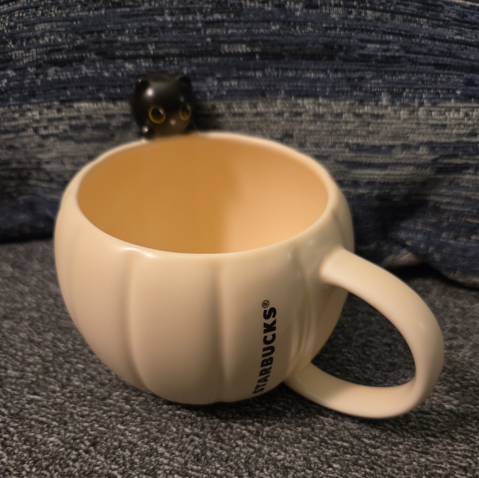 Starbucks Black Cat MUG LIMITED EDITION 2026 Brand new, Authentic 