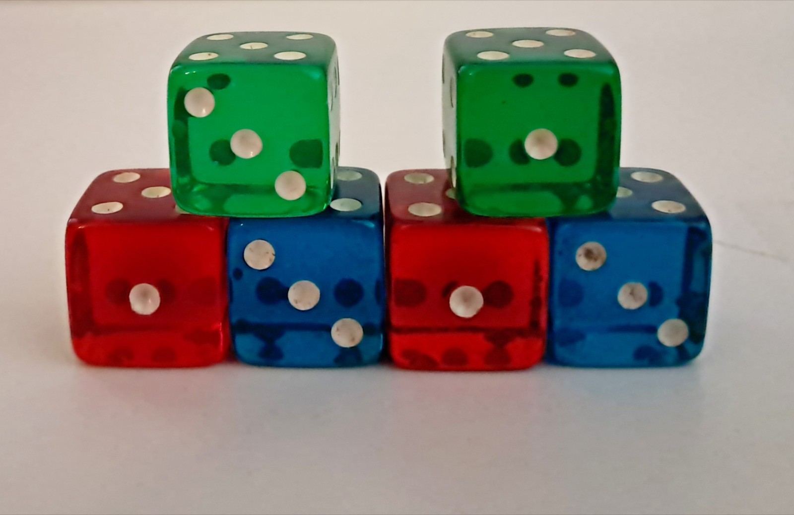 Set Of [6] Vintage Translucent Dice [2] BLUEGREEN [2]Apple Green [2] Cherry Red 