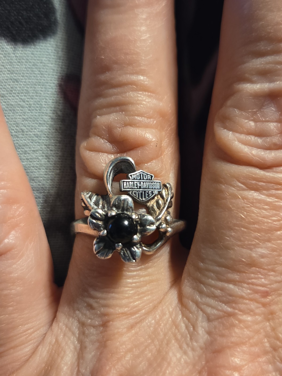 HARLEY DAVIDSON RING STERLING SILVER WITH BAR & SHIELD SIZE 7.5-8 LADIES NICE
