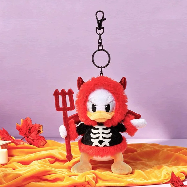 Authentic Disney Store 2026 Halloween Mickey and Friends Pooh Plush Keychain New