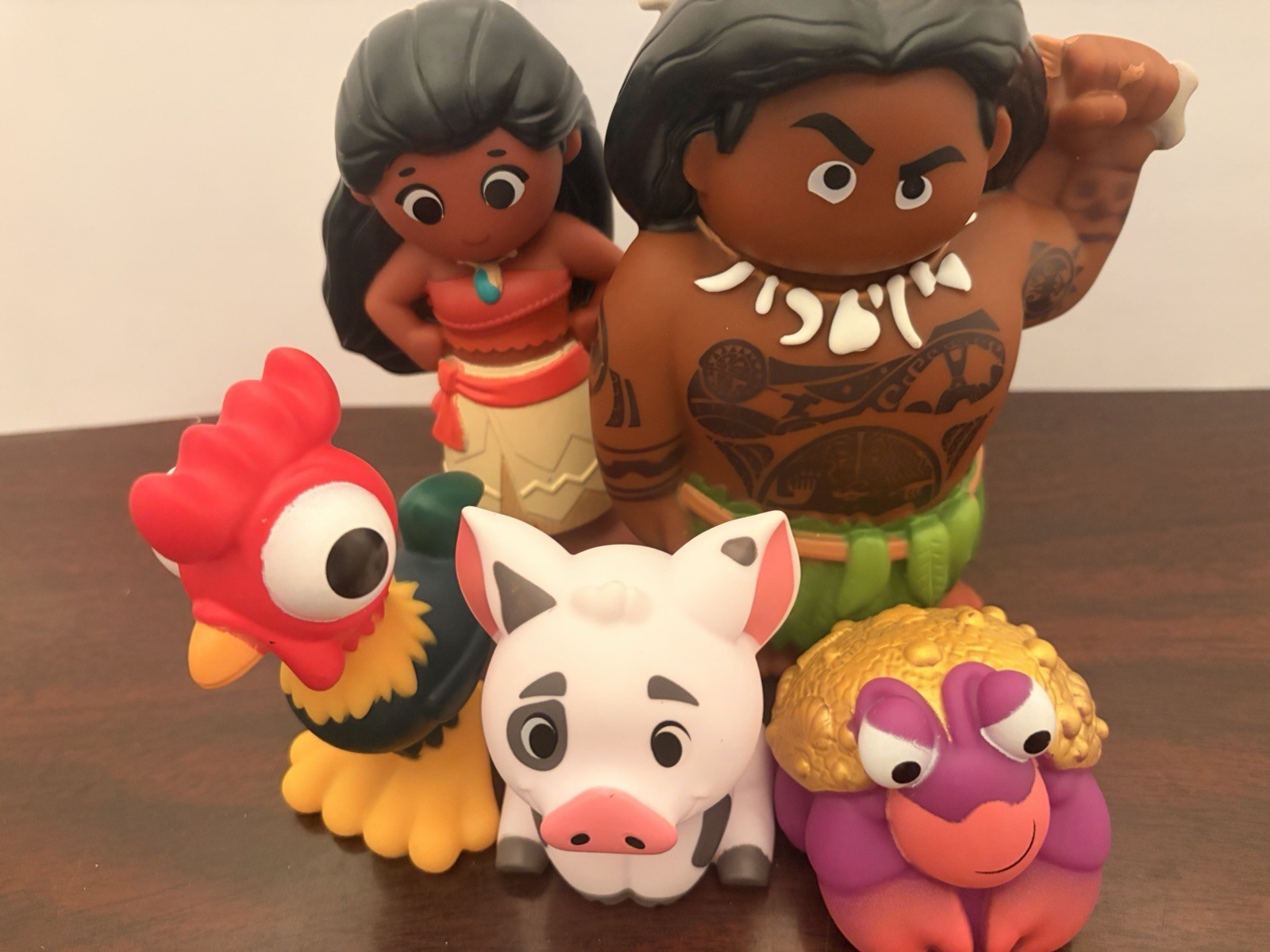 Disney Moana 2 Bath  Toy Set  Caddy Moana, Maui, Pua, Hei hei & Simea Up to 5