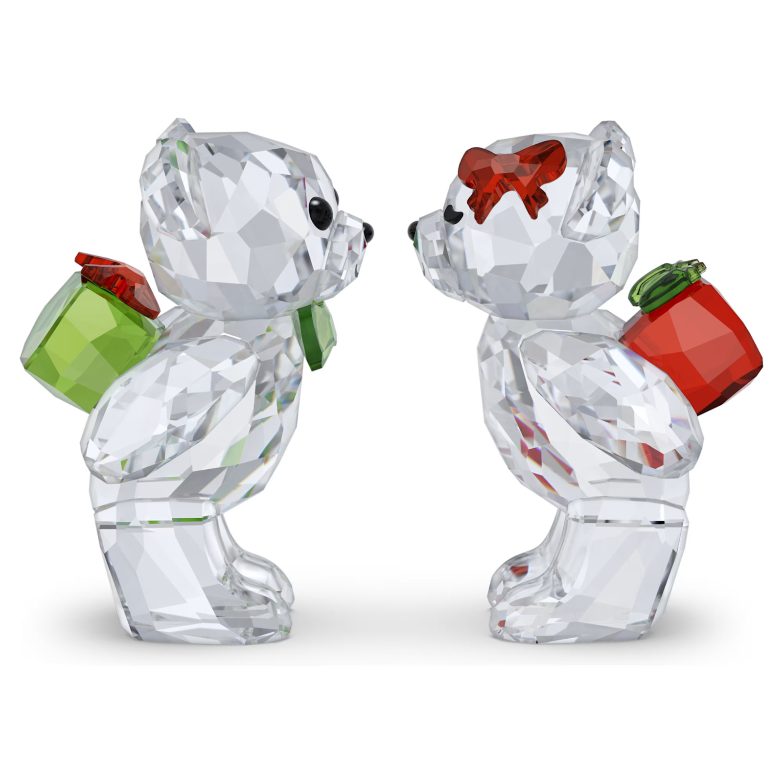 Swarovski Crystal 2026 KRIS BEAR Holiday Annual Edition Figurine 5732107