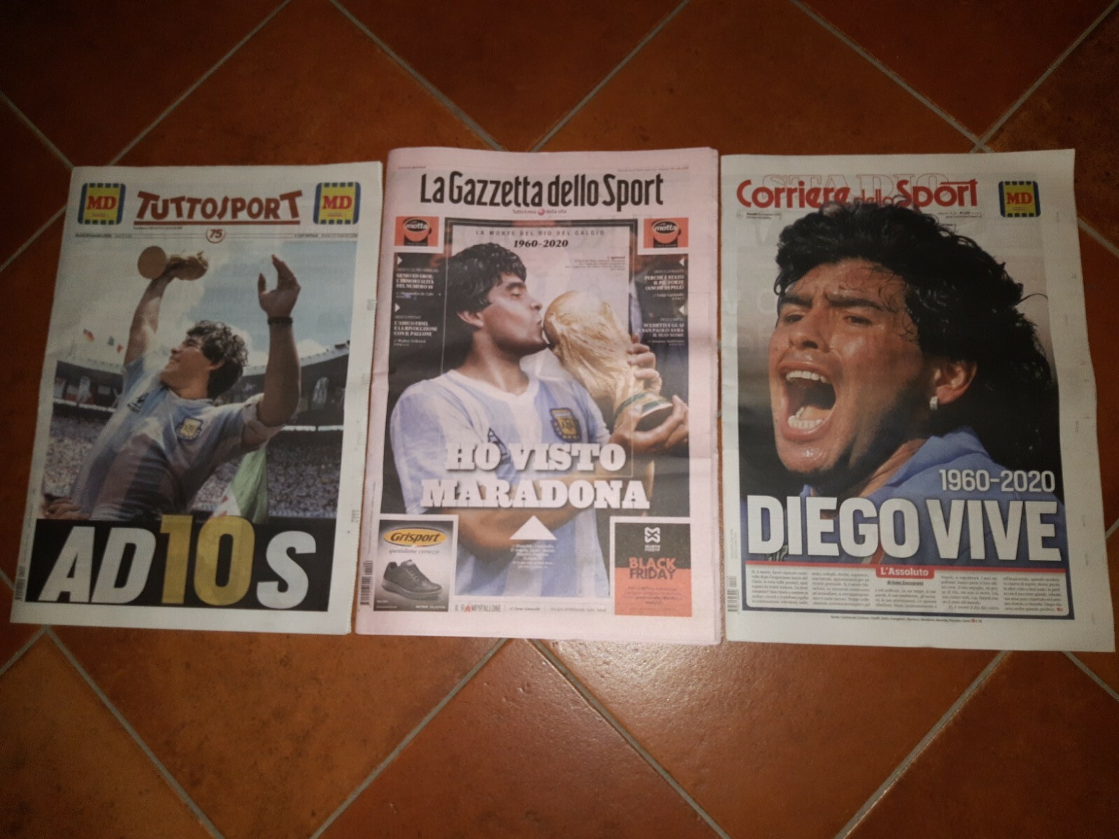 GAZZETTA DELLO SPORT CORRIERE DELLO SPORT TUTTOSPORT 26/11/2020 DIEGO MARADONA