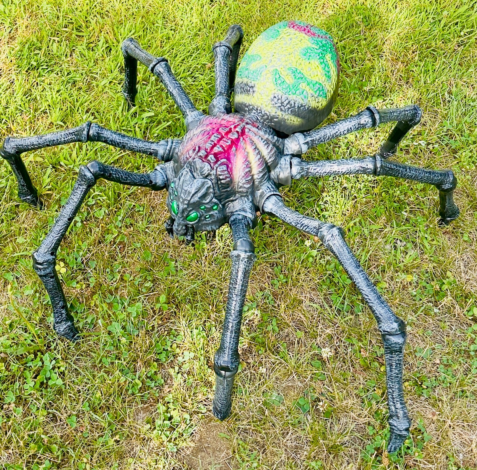 Home Accents Holiday halloween LED poseable spider