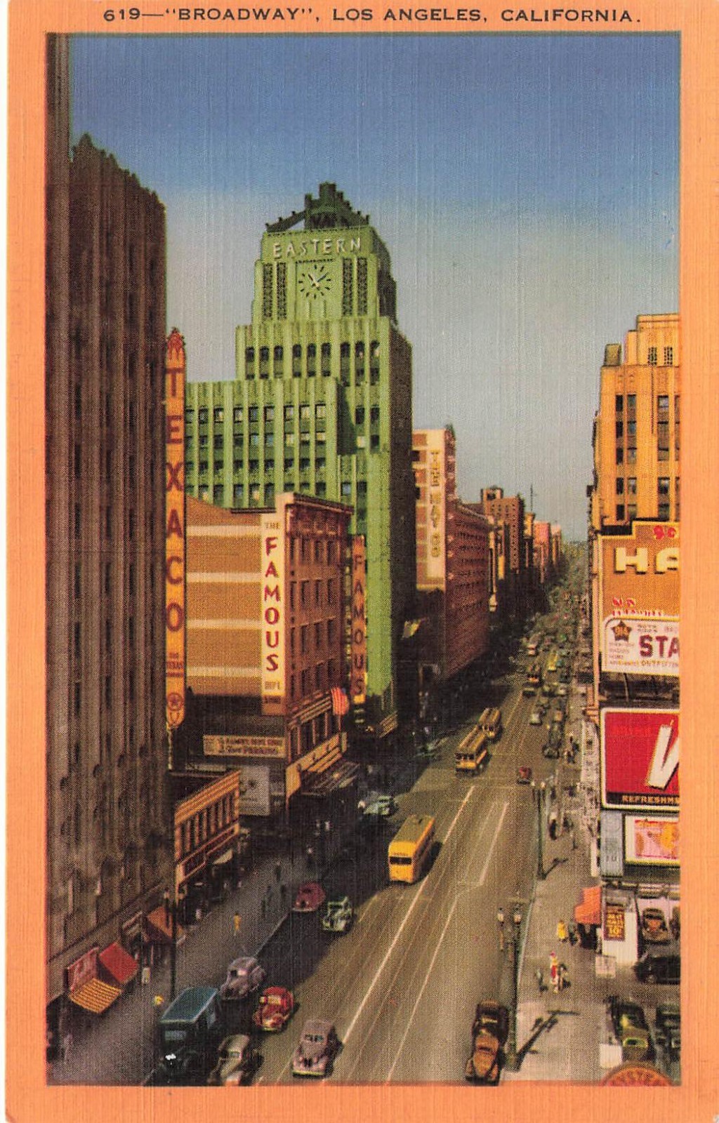 LOS ANGELES CA 'BROADWAY' STREET VIEW 1940s LINEN POSTCARD 081626 V