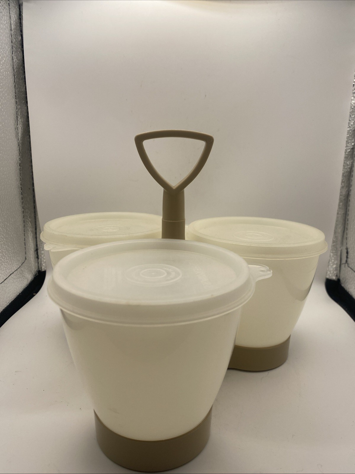VTG Tupperware almond Color 3 Bowl Condiment Caddy’s/Lids Picnic Time