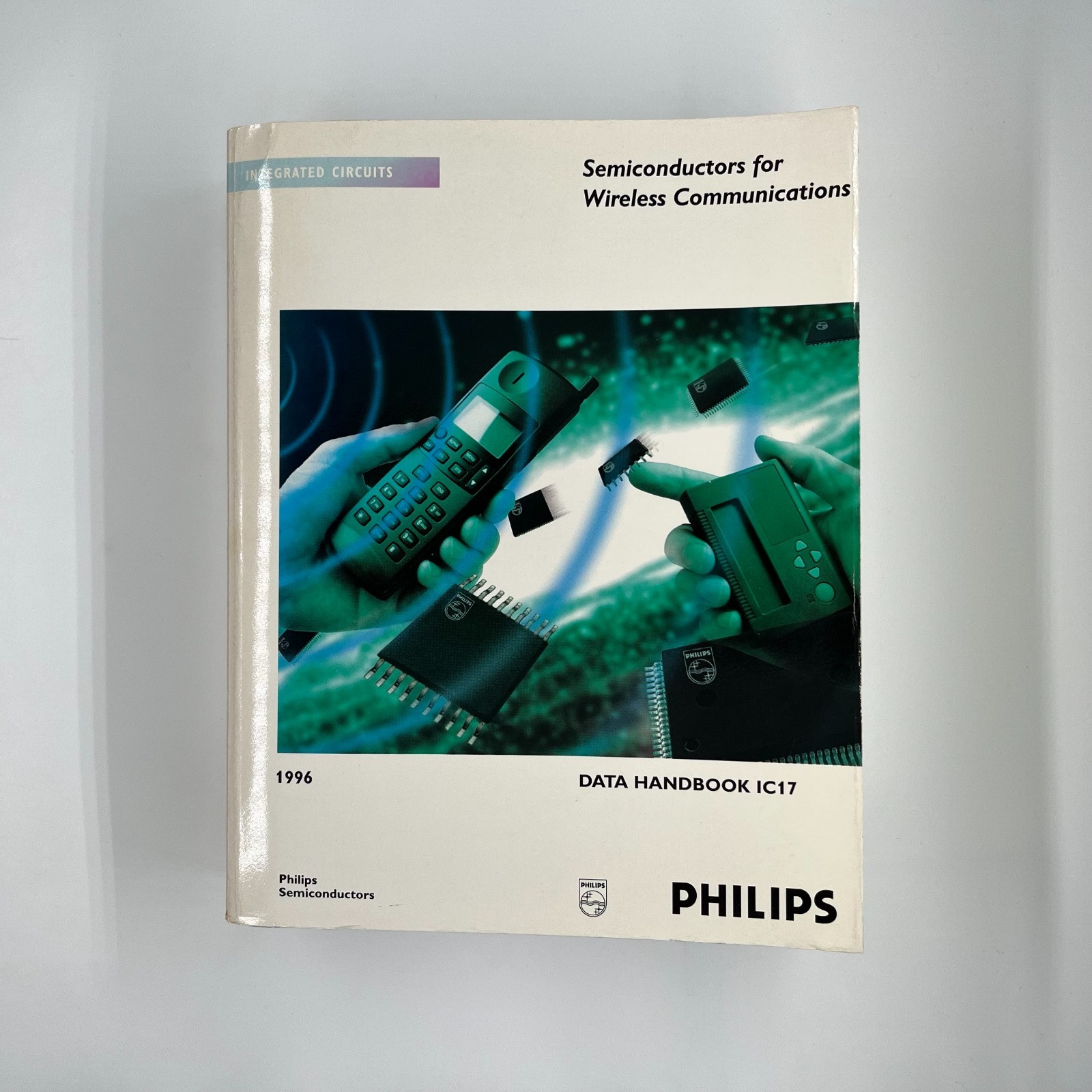 Semiconductors for Wireless Communications / Data Handbook IC17 1996 / PHILIPS