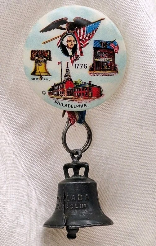 VTG PHILADELPHIA 1926 Sesquicentennial Pin-Back Button Liberty Bell Dangle *RARE