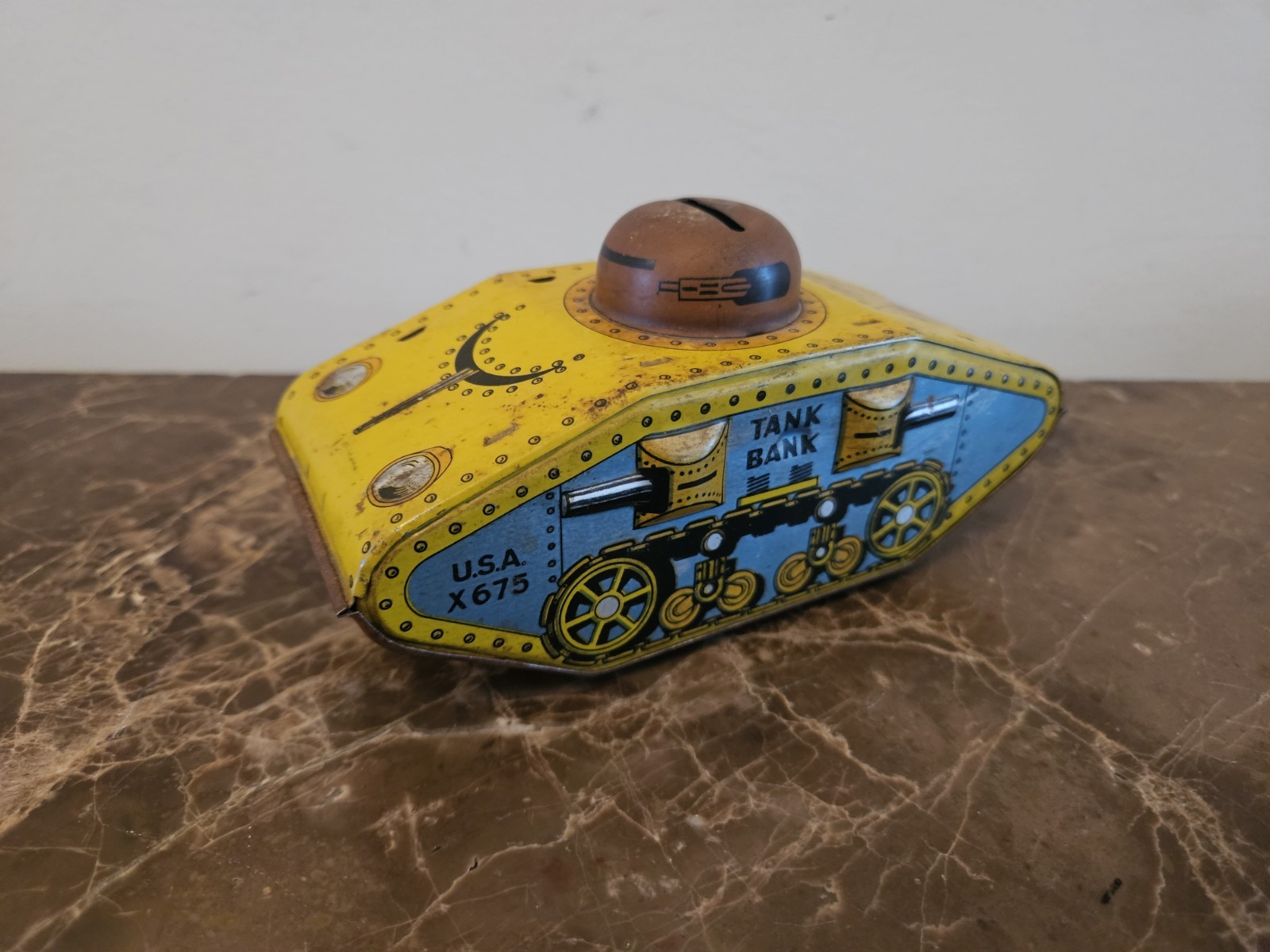 ~ VTG Coin 1940s Tank Bank USA X675 Tin Litho Army Toy Vehicle Piggy Bank ~
