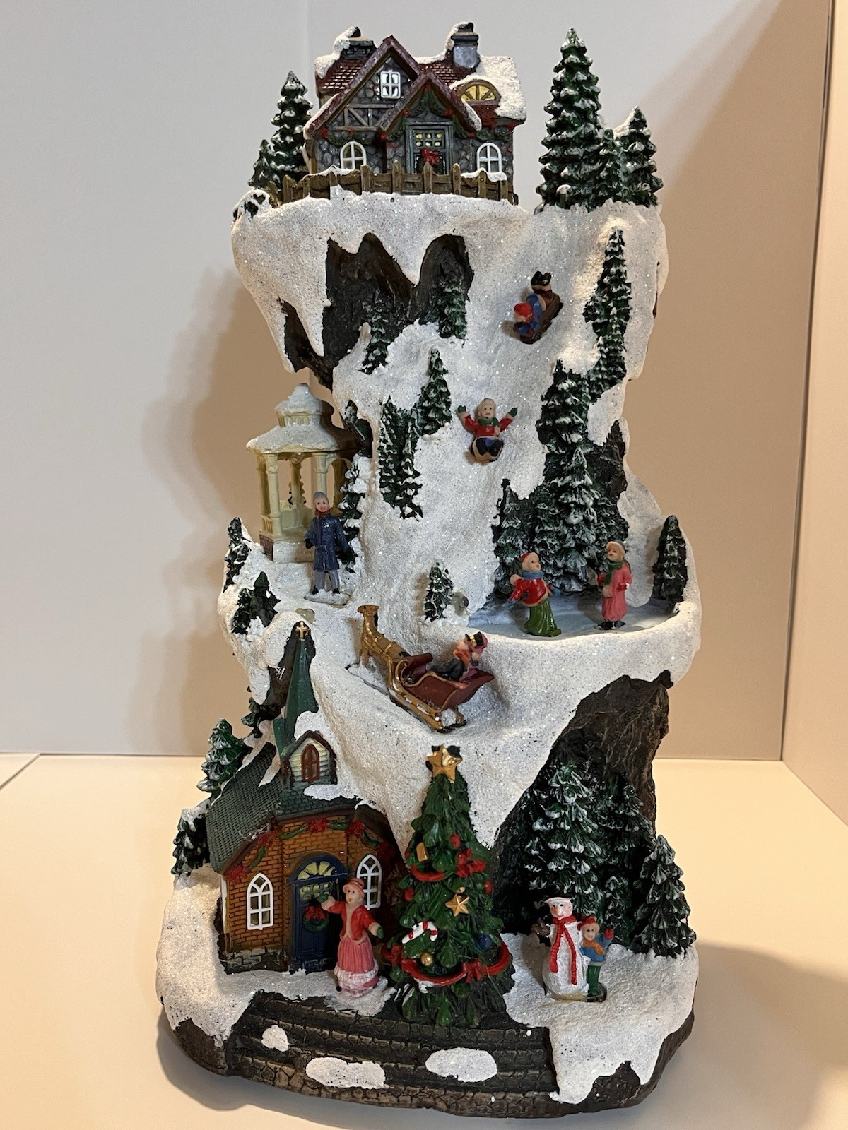Natures Mark Mountainside Christmas Village Lighted Musical Display NM-x191