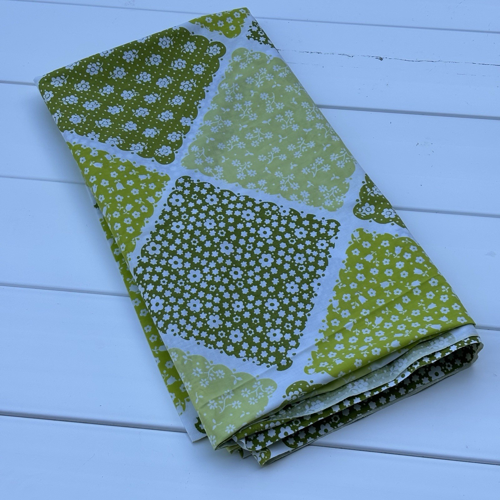 Vintage King Flat Sheet Avocado Green Floral Mod 70s Flower Power Retro Bedding