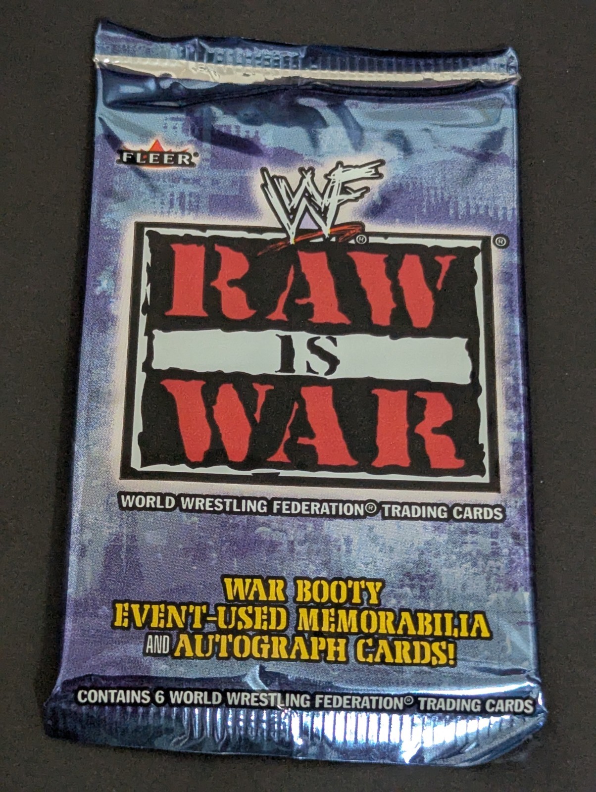 2001 Fleer WWF Raw Is War Sealed Pack - Trish Stratus, Lita RC