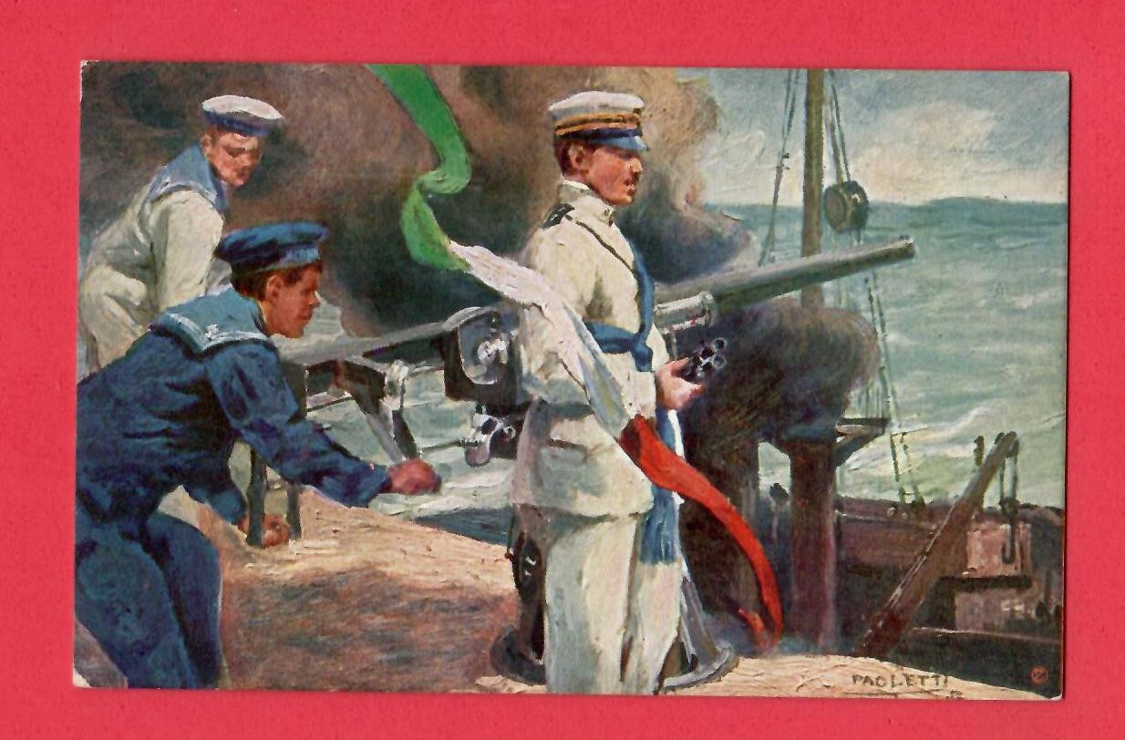 World War I. War at Sea. A Navy junior lieutenant looks on. VINTAGE PC. 8495
