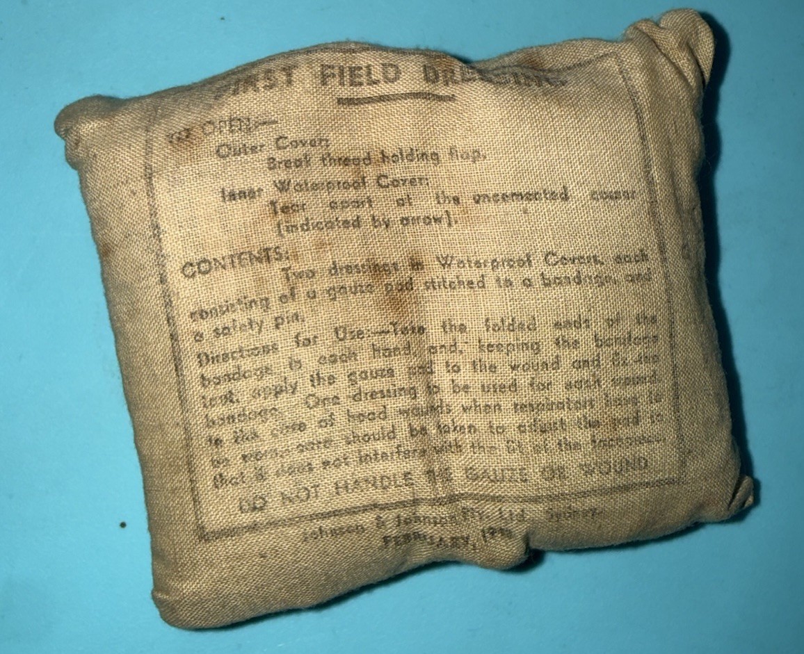 Original British / Australian First Field Dressing Bandage 1943 (MGJly36-AB11)