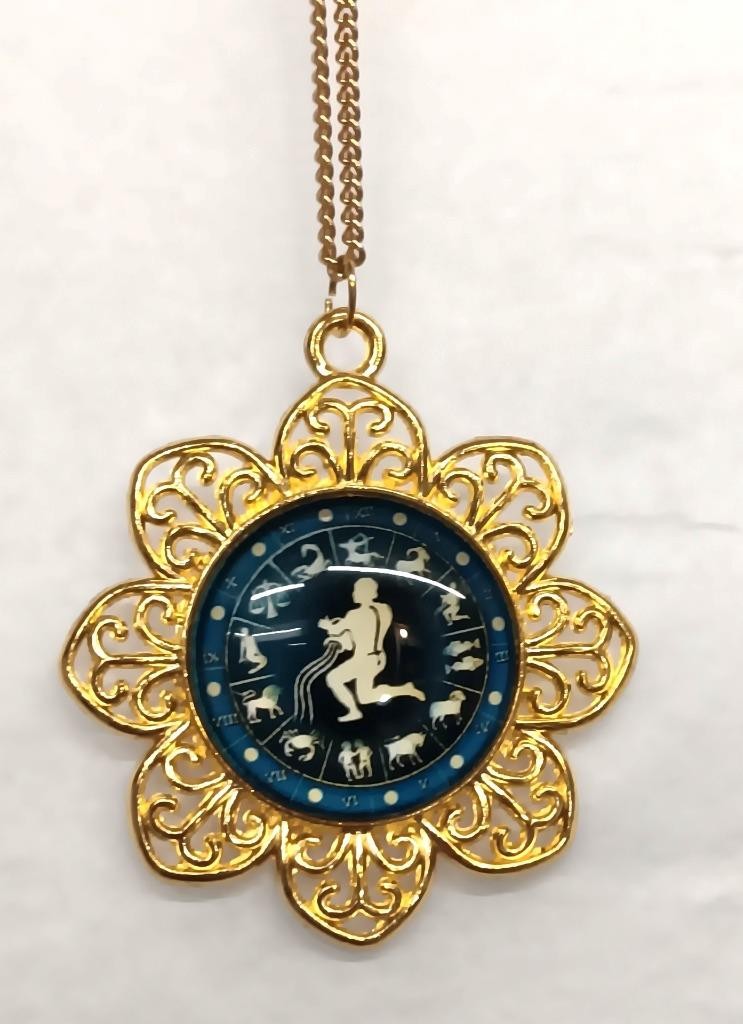 Delightful Petaled Rim Blue & White Aquarius Zodiac Sign Cameo Goldtone Necklace
