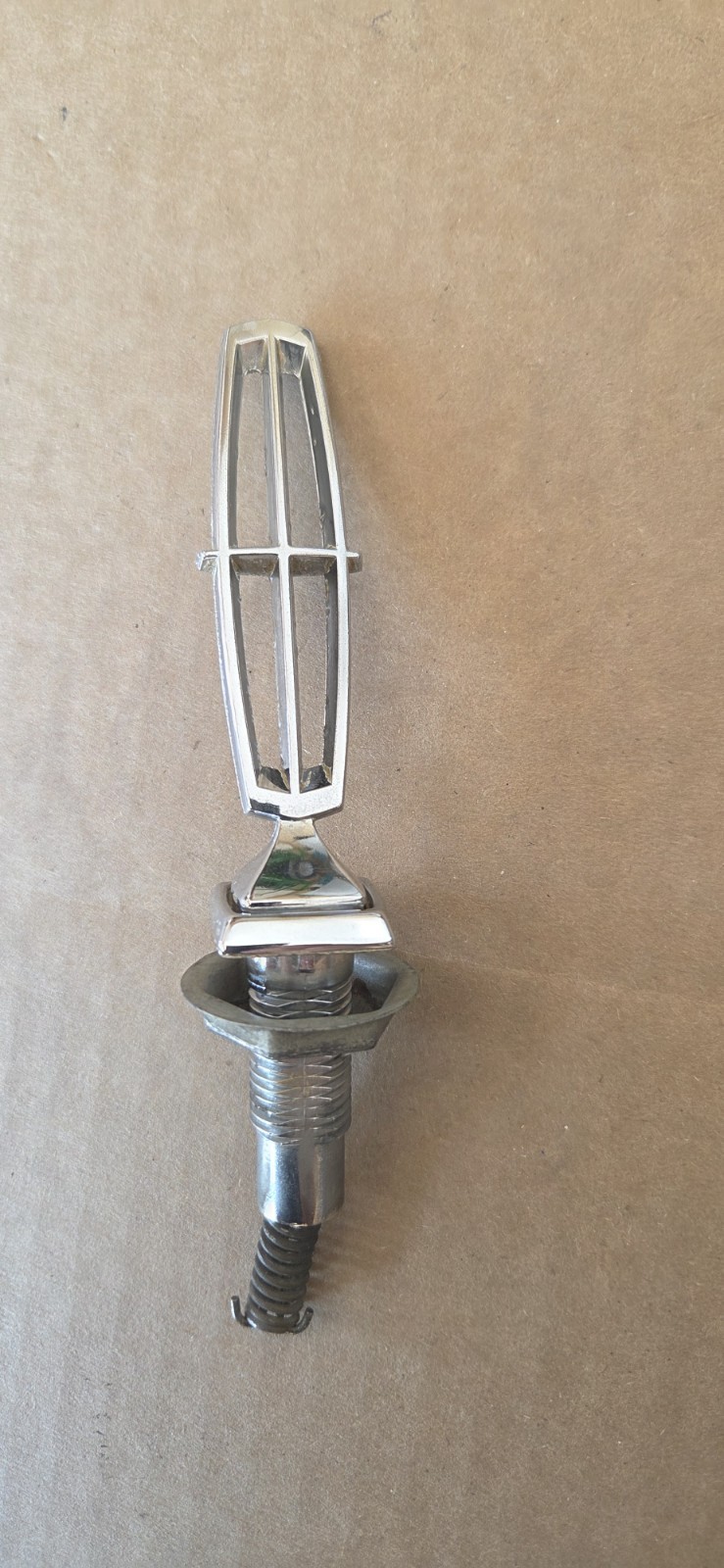 1988, 1999 Lincoln Town Car Hood Ornament  Silver Oem.