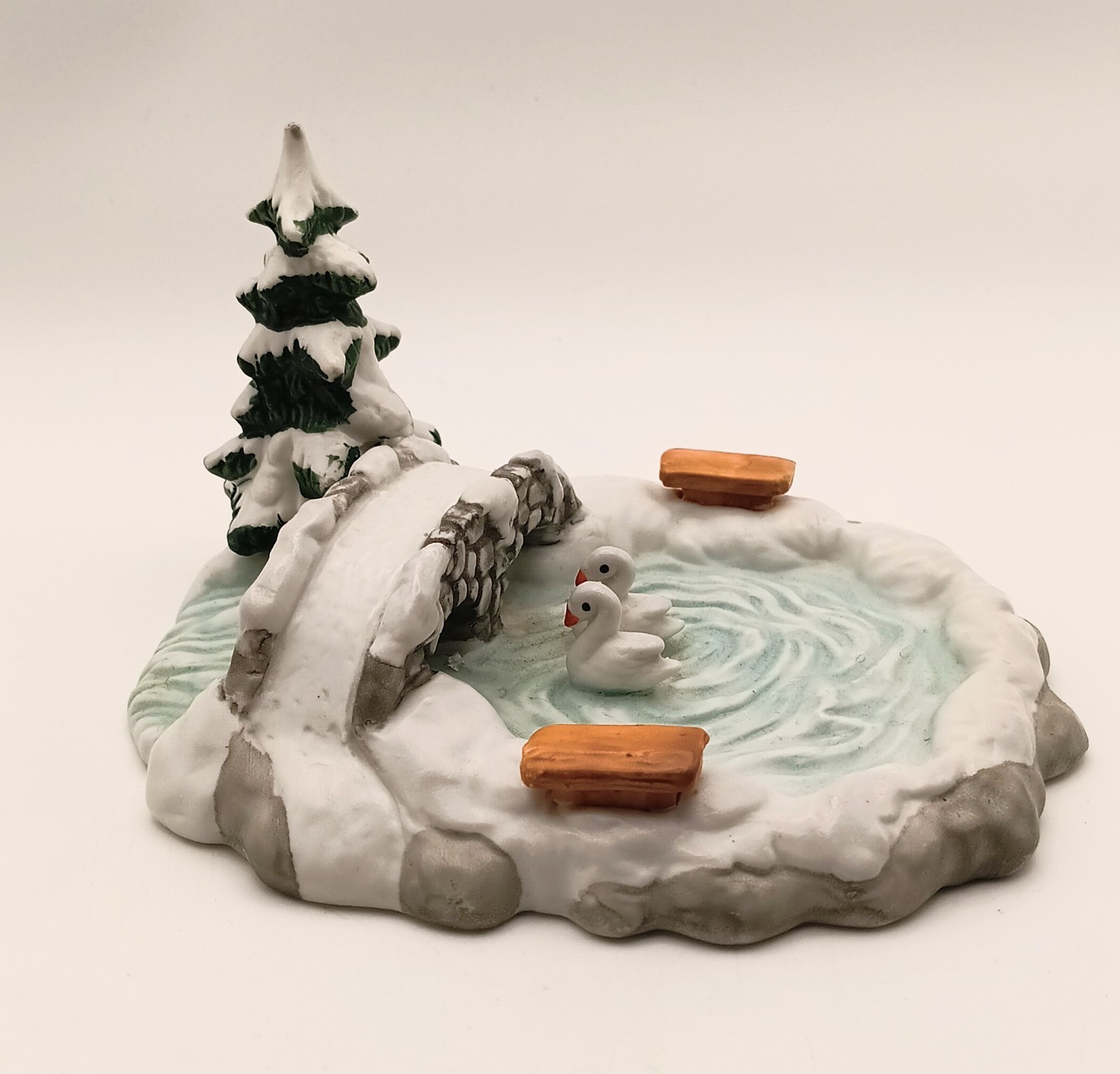 Vintage 1995 Mercuries USA Christmas Village Miniature Snow Pond Bridge Swans...