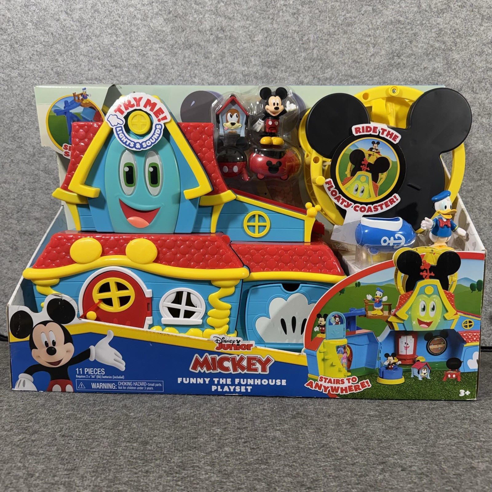 NEW Disney Junior Mickey Mouse Funny the Funhouse Playset Lights & Sounds