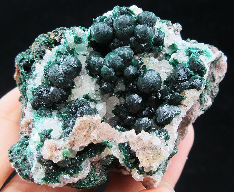 52g Malachite on Quartz crystals mineral specimens,Congo
