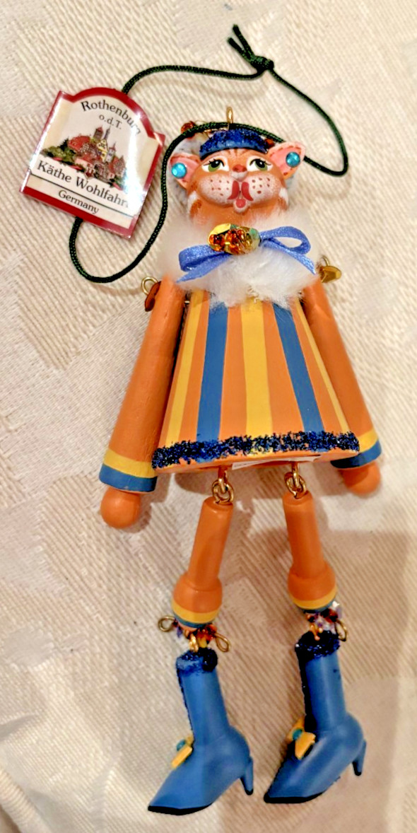 Käthe Wohlfahrt German Wooden Cat Ornament Articulated Dangling Legs Box Tag