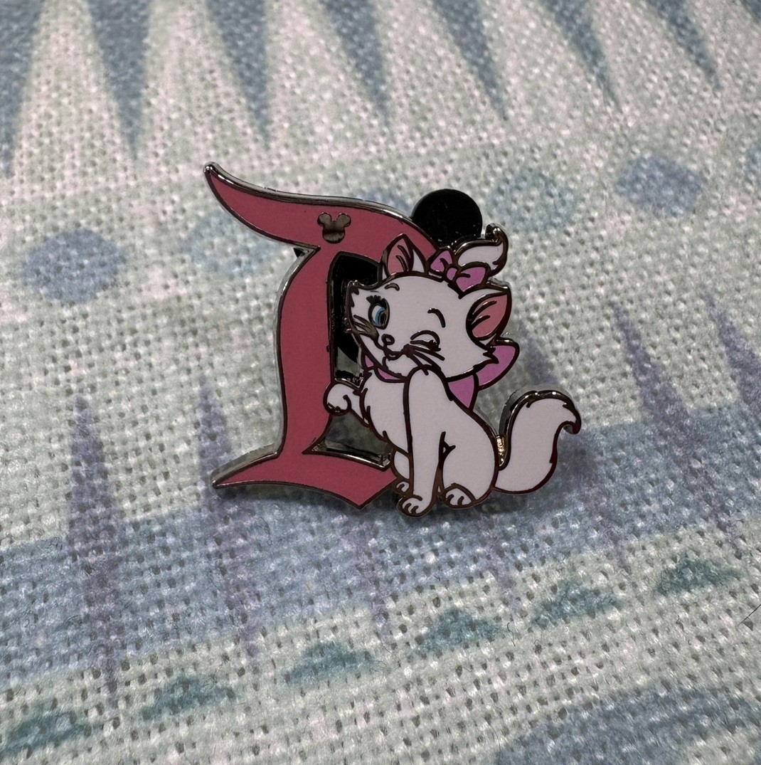 DLR Marie Aristocats Disneyland D Characters Hidden Mickey 2024 Disney Pin