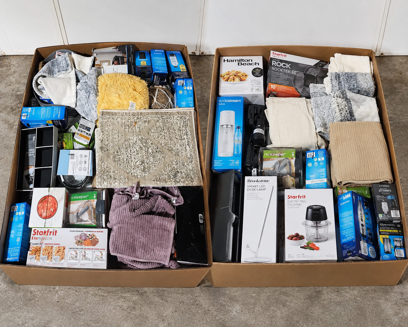 Big Value Retail Merchandise  Box With Overstock Goods