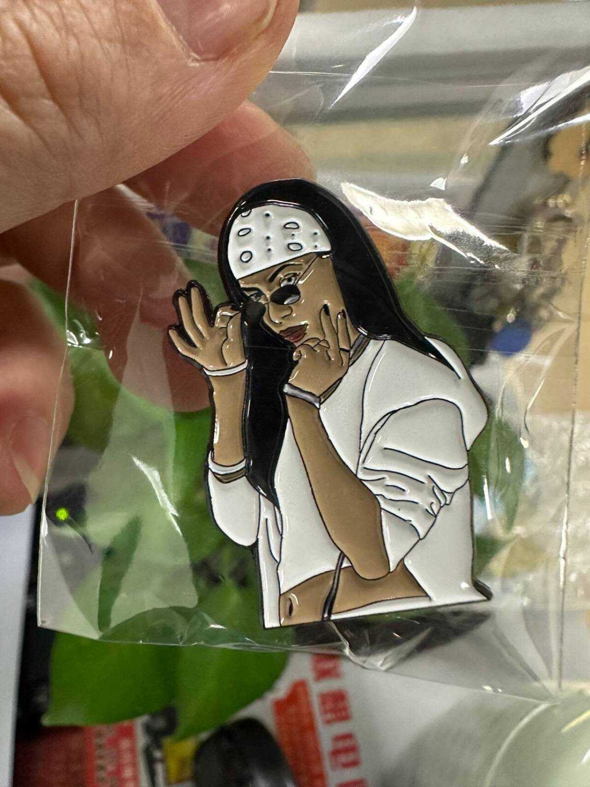Aaliyah enamel Pin Lapel - Romeo Must die - 90s 2000's rnb - back & forth - TLC