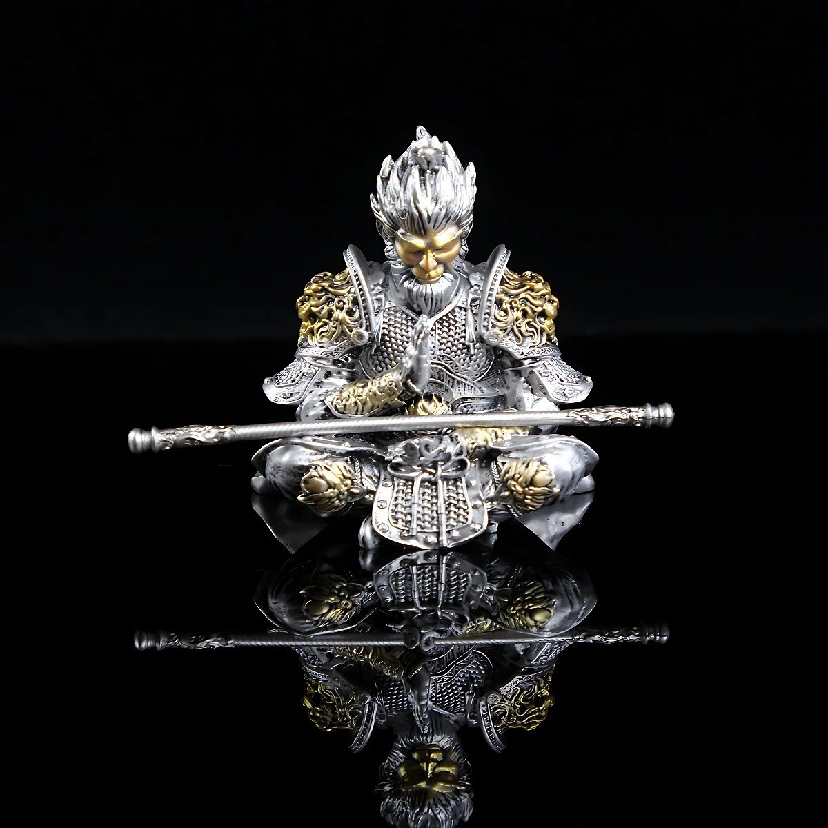 Monkey King Figurine Sun Wukong Figure Dashboard Ornament Collectible Decor