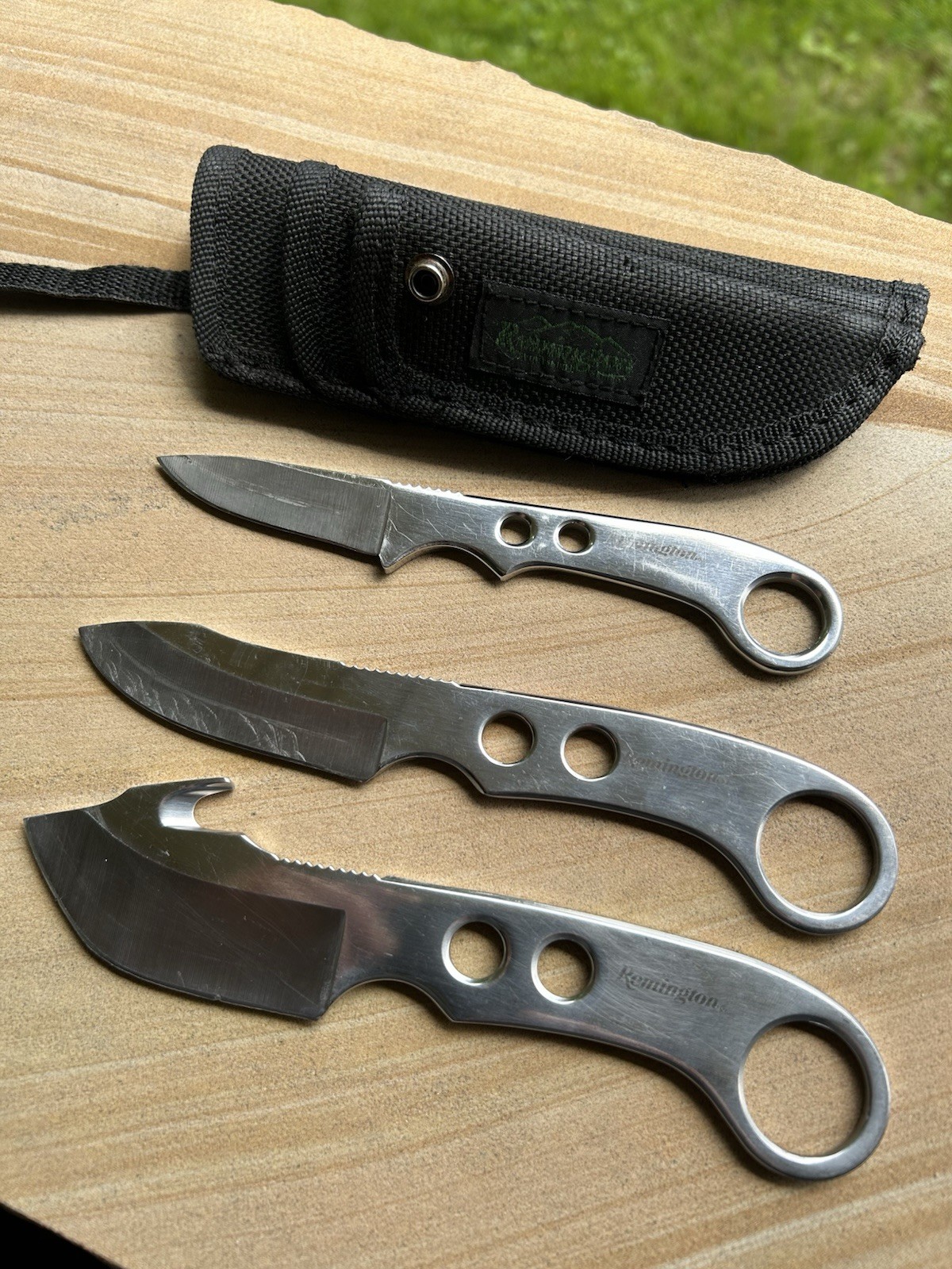 Remington 3pc Big game Skinning Knife Set 18645 With Sheath