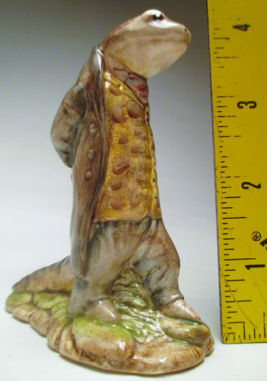 VTG Sir Isaac Newton, Beatrix Potter Beswick Figurine, 1973-74, made in England