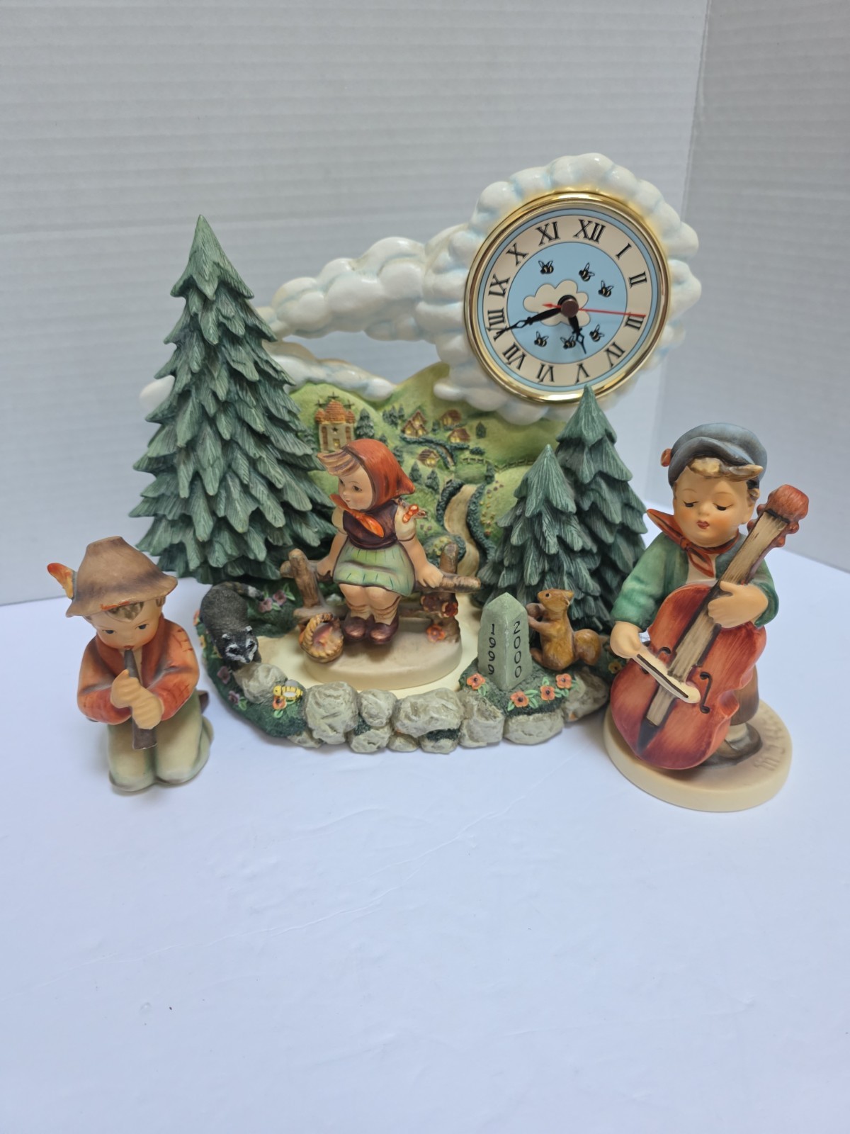 READ 1999 Goebel Milestones Limited Edition With 3 Hummel Figurines. Read Desc