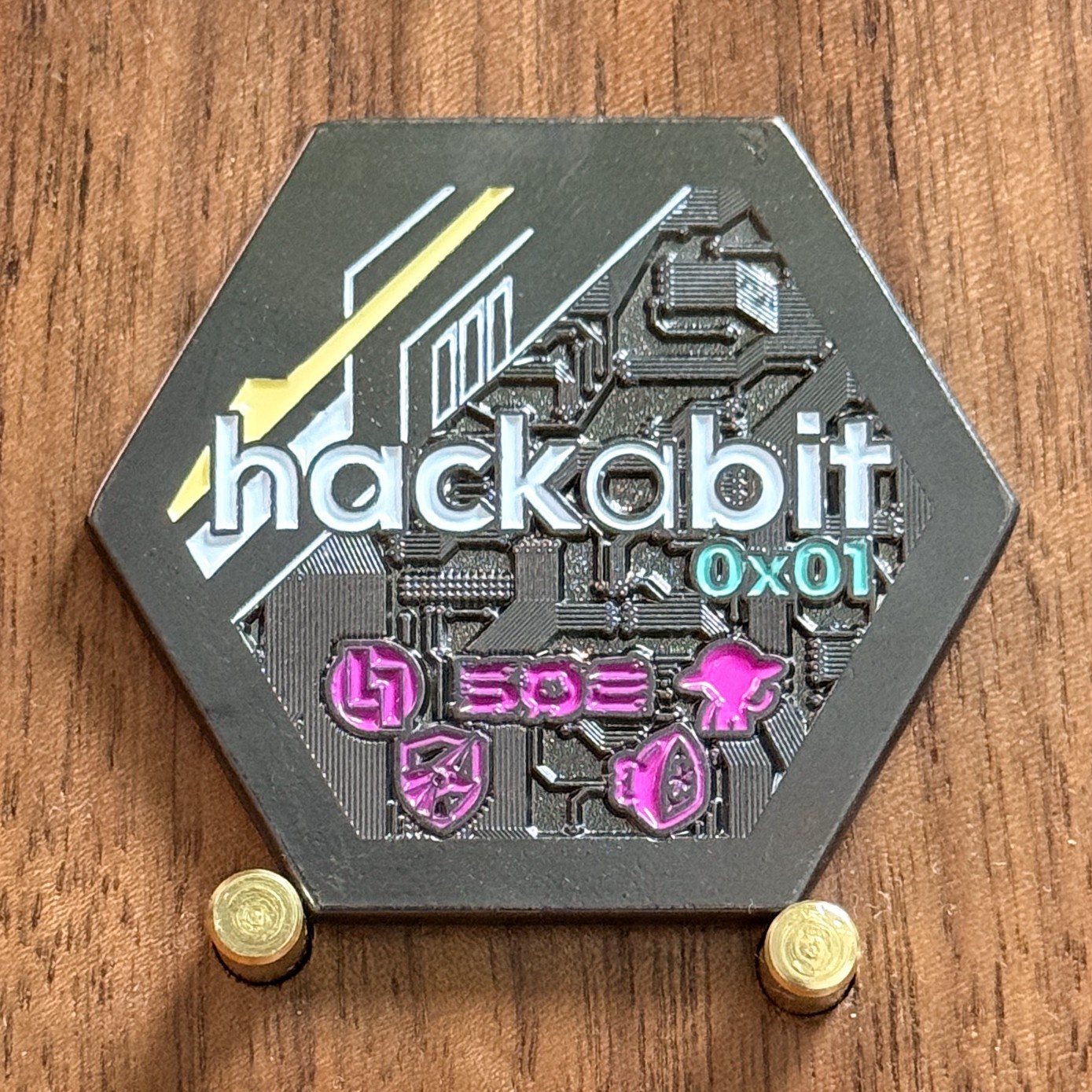 Hexagon Hackabit 0x01 Hello World Circuit Tech Geocoin Challenge Coin  1#39