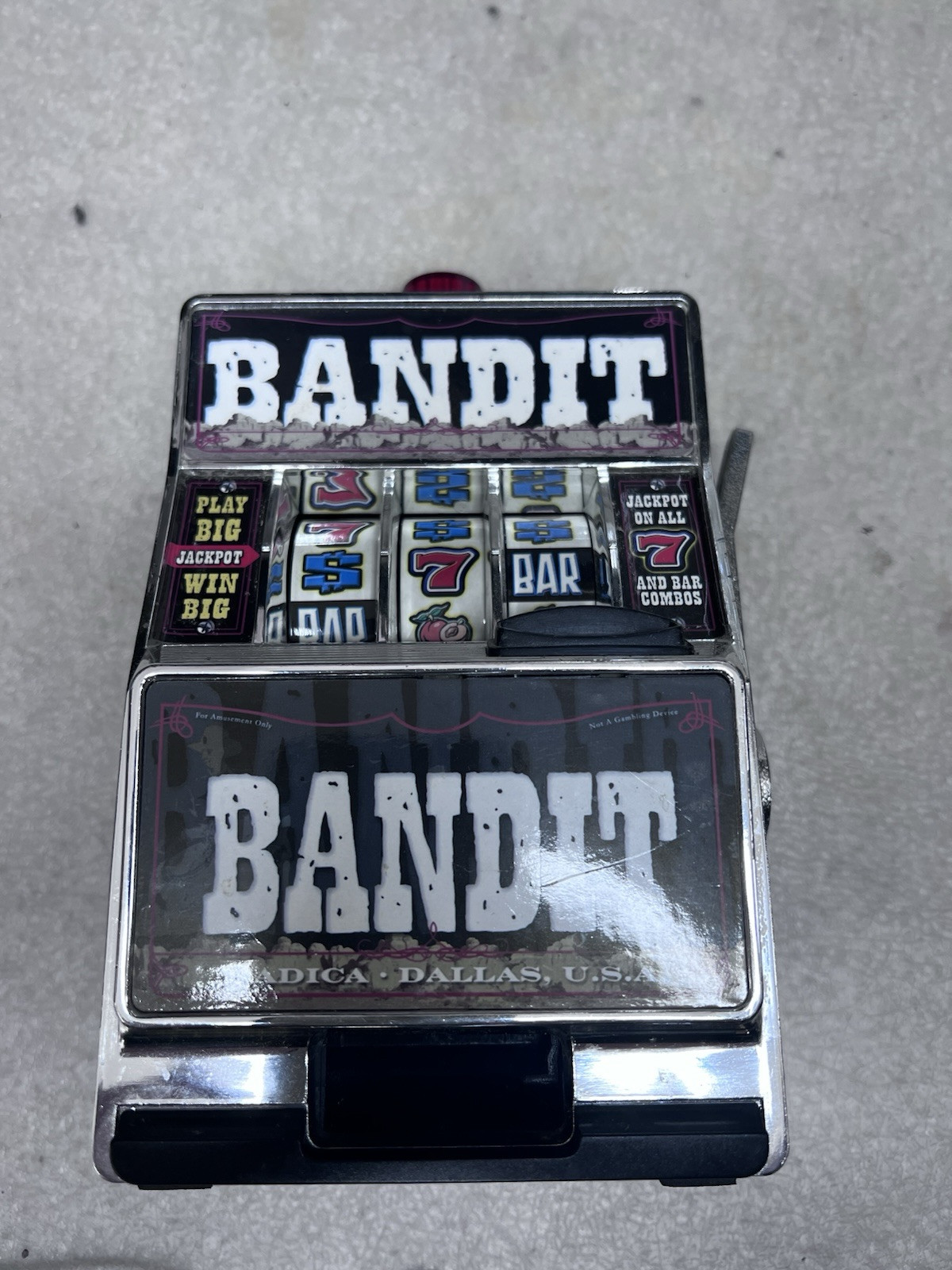 Radica BANDIT Slot Machine Coin Bank circa 2004 - Model 220
