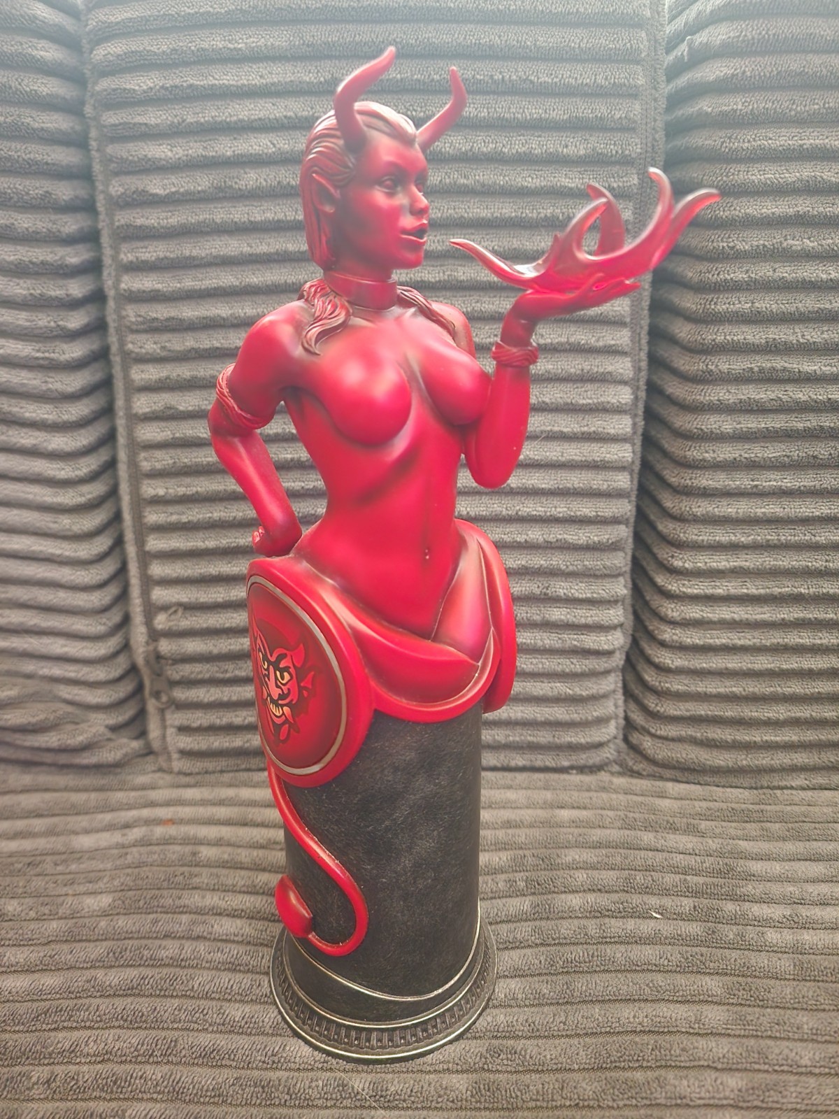 BioShock Infinite Devils Kiss Vigor Bottle Limited Edition #43/500 MINT