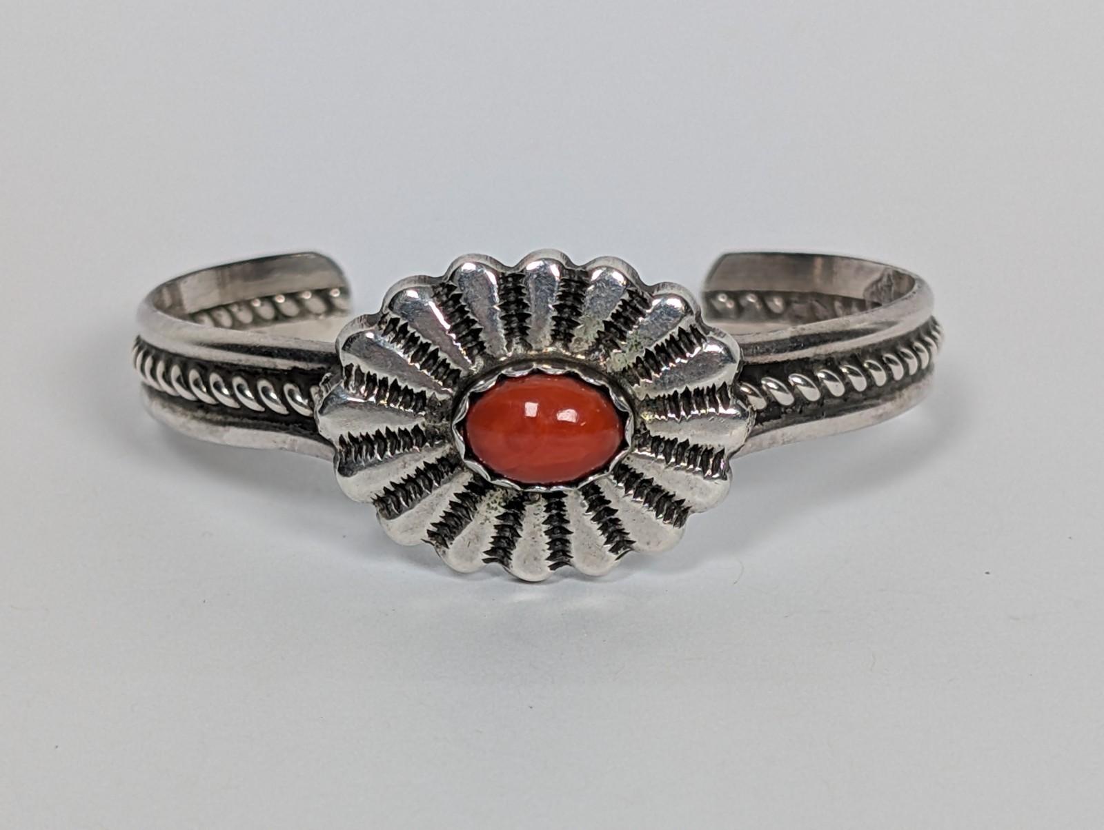 Vtg Native American Sterling Silver Old Red Coral Concho Cuff Bracelet 6