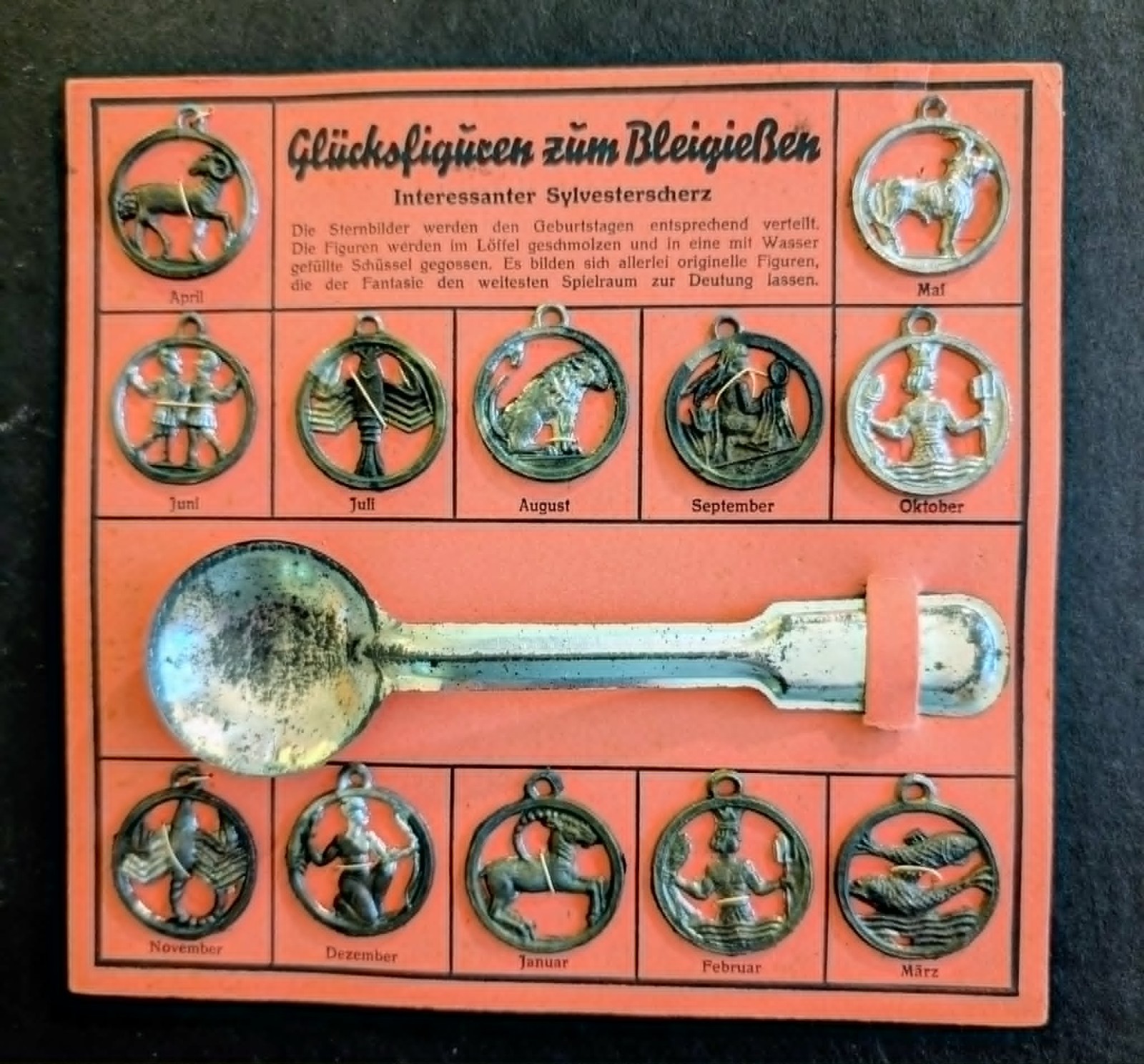 Antique Pre WWII German Bleigiessen Zodiac Fortune Telling Game Lead Pourng Card