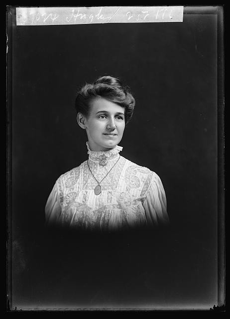 Photo:Hughes Woman Portrait 1900s Studio Photograph