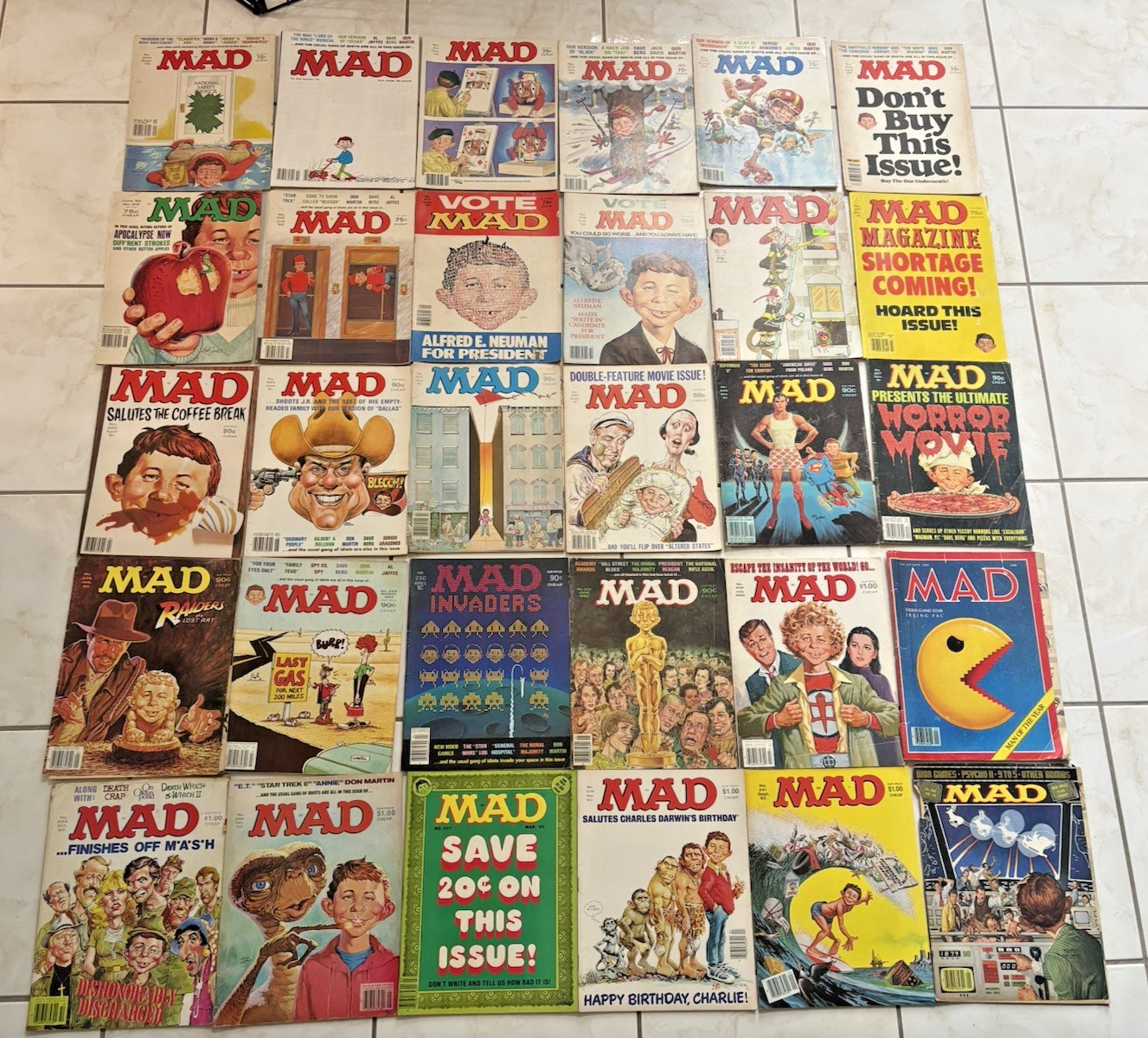 Lot 30 Vintage MAD Magazines 1979-84, 209-19,221-34,236-38,241 E.T.Indiana Jones
