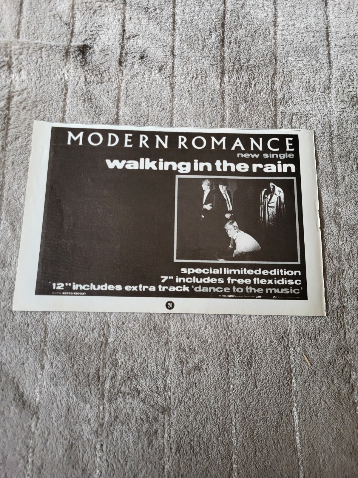 TPGM23 ADVERT 5X8 MODERN ROMANCE : 'WALKING IN THE RAIN' SINGLE
