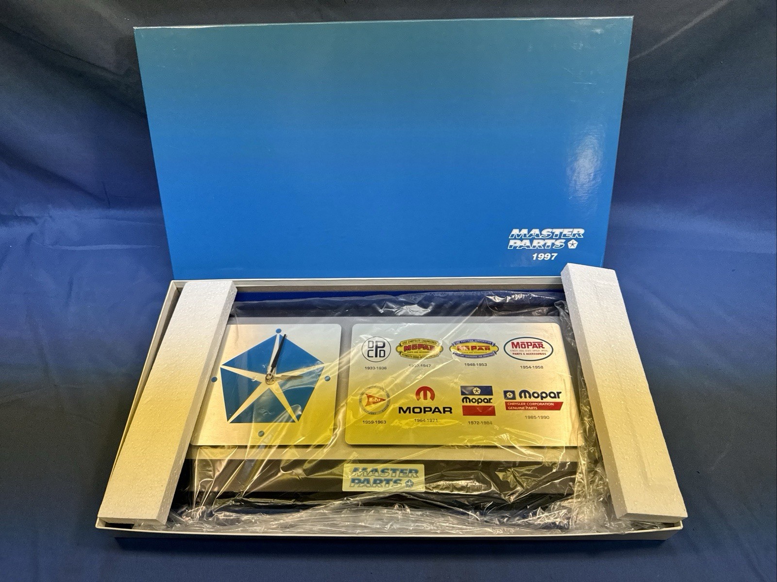 NOS Vintage 1997 Mopar Master Parts Dealer Wall Clock Plaque Dodge Plymouth Chry